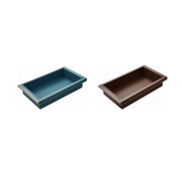 Shallow Leather Basket 564 × 475 - 706031